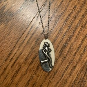 Running woman necklace Zooma Race 2013